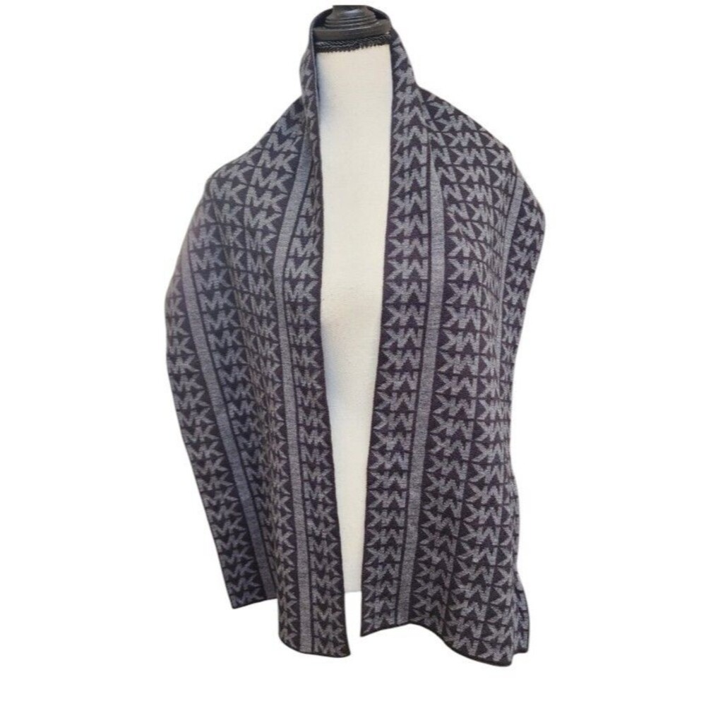Michael Kors Winter Scarf 70" x 13" Unisex
